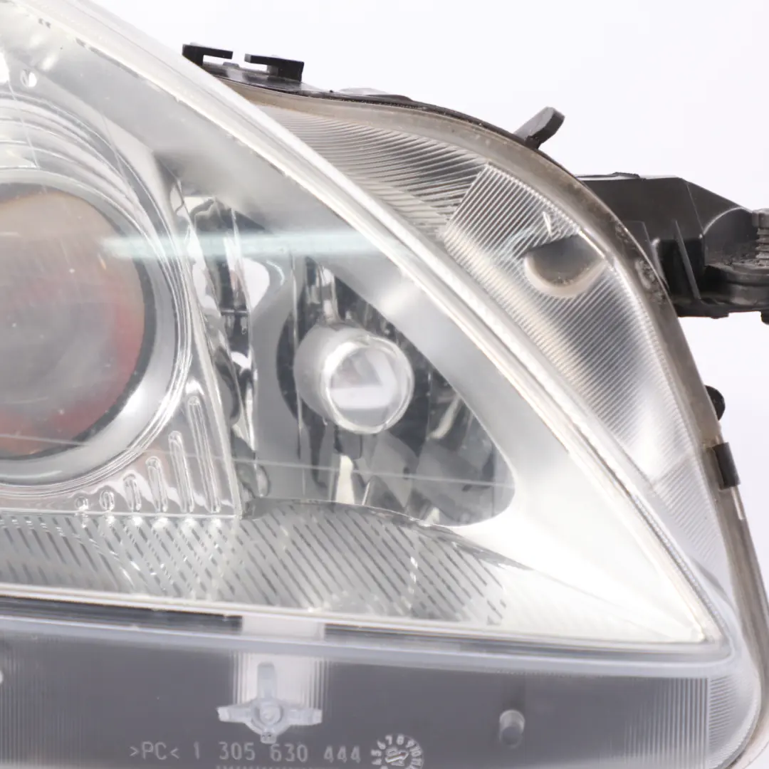 Headlight Headlamp Lamp Light Front Right O/S to Mercedes W211 with Part number A2218206861 Mercedes W211 Headlight Headlamp Lamp Light Front Right O/S - SKU rhd-A2218206861 - Part number A2218206861