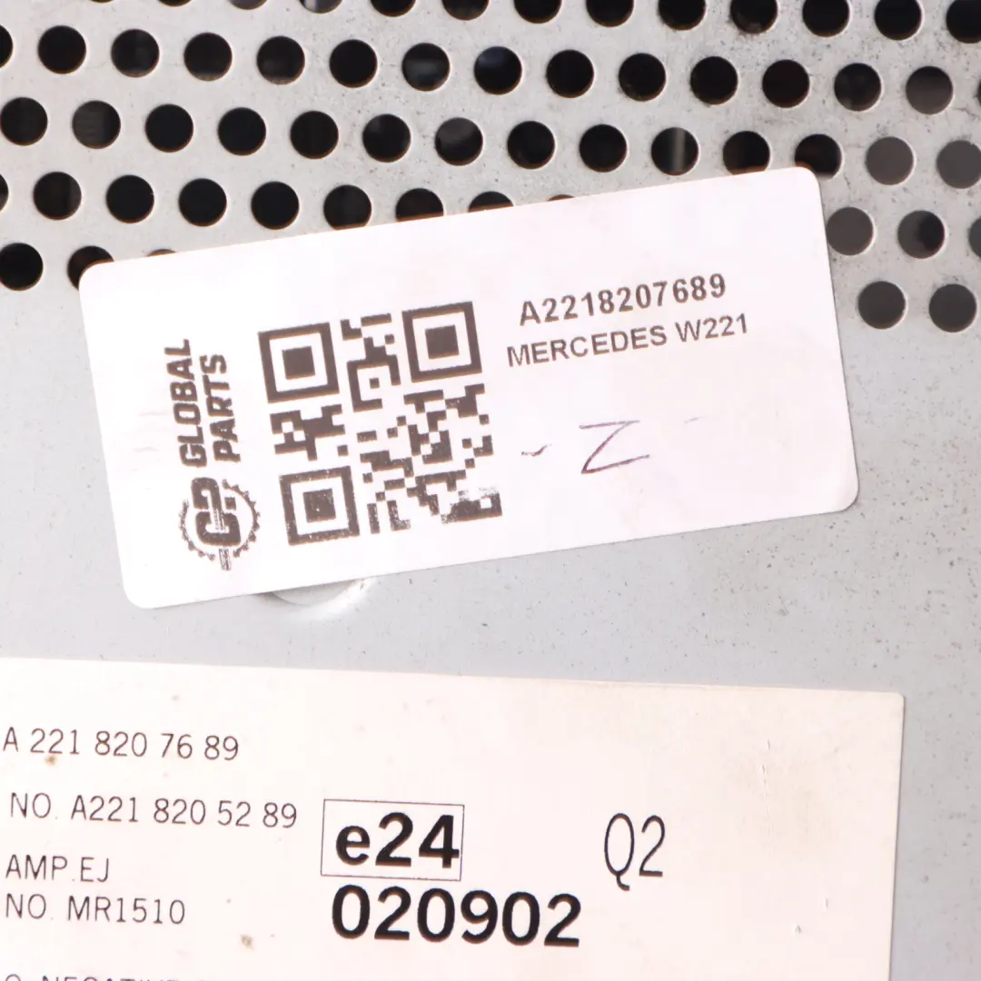 Sound Audio Amplifier Control Unit Module to Mercedes W221 with Part number A2218207689 Mercedes W221 Sound Audio Amplifier Control Unit Module - SKU A2218207689 - Part number A2218207689
