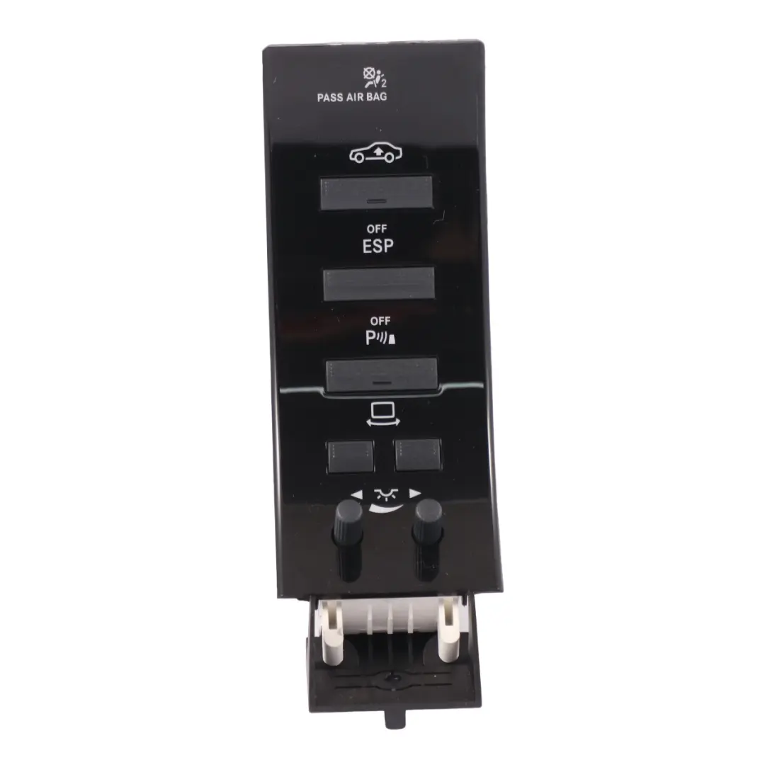 Mercedes W221 tablero de instrumentos panel botón interruptor - SKU A2218211251 - Número de pieza A2218211251