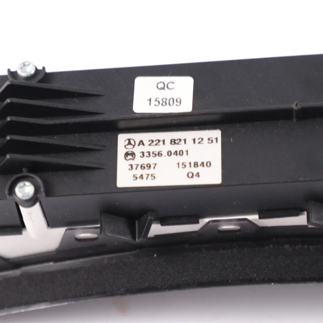 cruscotto pannello strumenti interruttore pulsante per Mercedes W221 con numero di parte A2218211251 Mercedes W221 cruscotto pannello strumenti interruttore pulsante - SKU A2218211251 - Numero di parte A2218211251