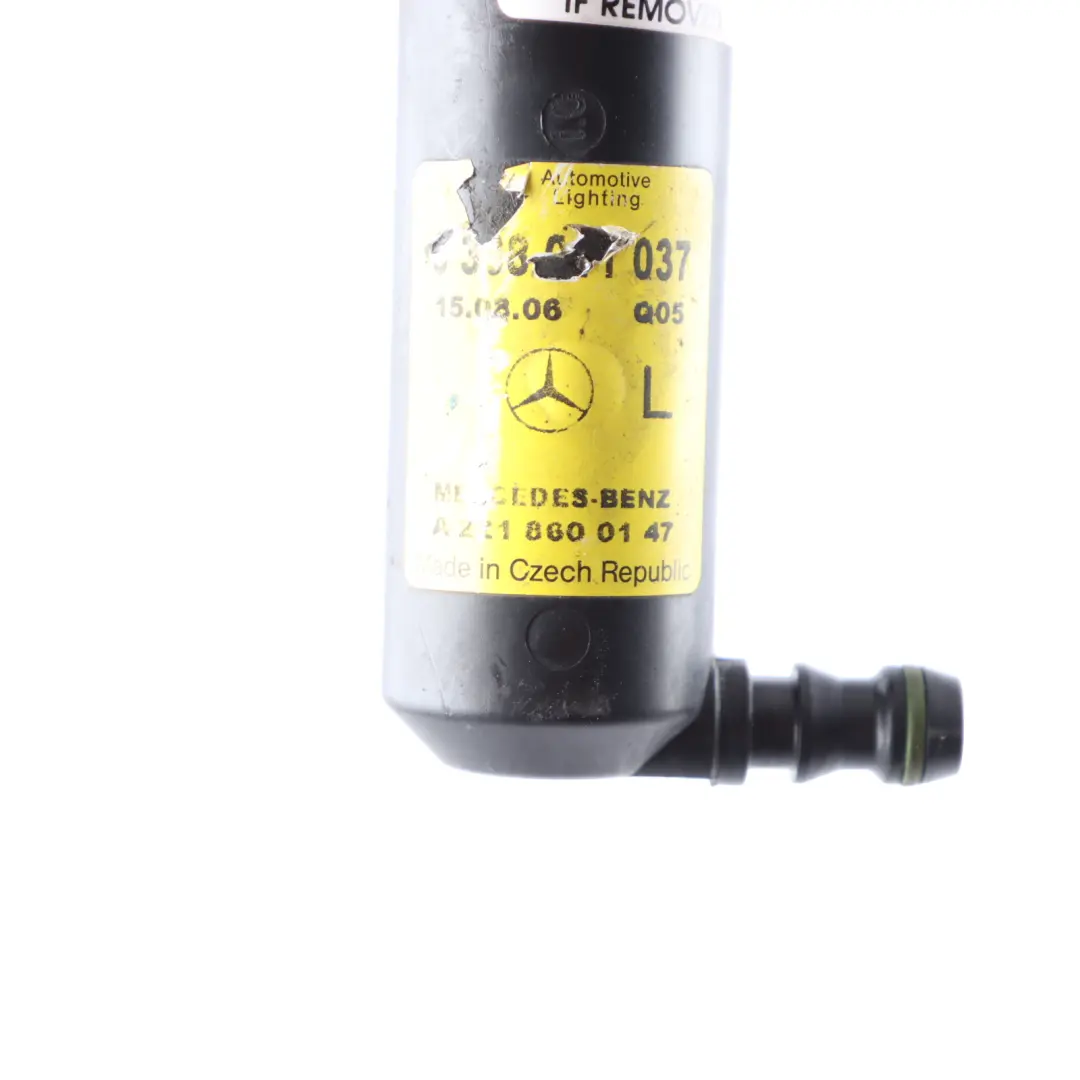 lavafaros Boquilla pulverización Delantera Izquierda para Mercedes W221 con número de pieza A2218600147 Mercedes W221 lavafaros Boquilla pulverización Delantera Izquierda - SKU A2218600147 - Número de pieza A2218600147