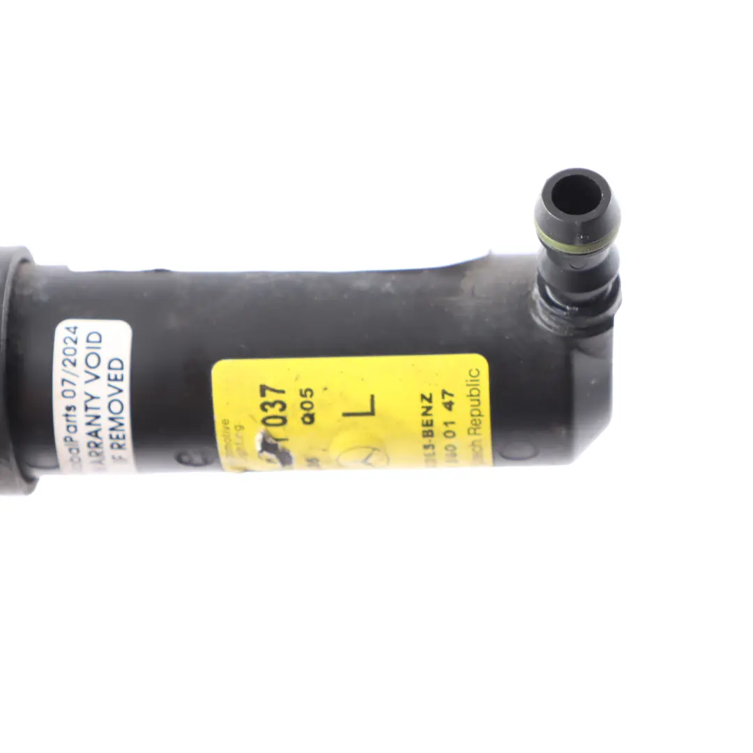 lavafaros Boquilla pulverización Delantera Izquierda para Mercedes W221 con número de pieza A2218600147 Mercedes W221 lavafaros Boquilla pulverización Delantera Izquierda - SKU A2218600147 - Número de pieza A2218600147