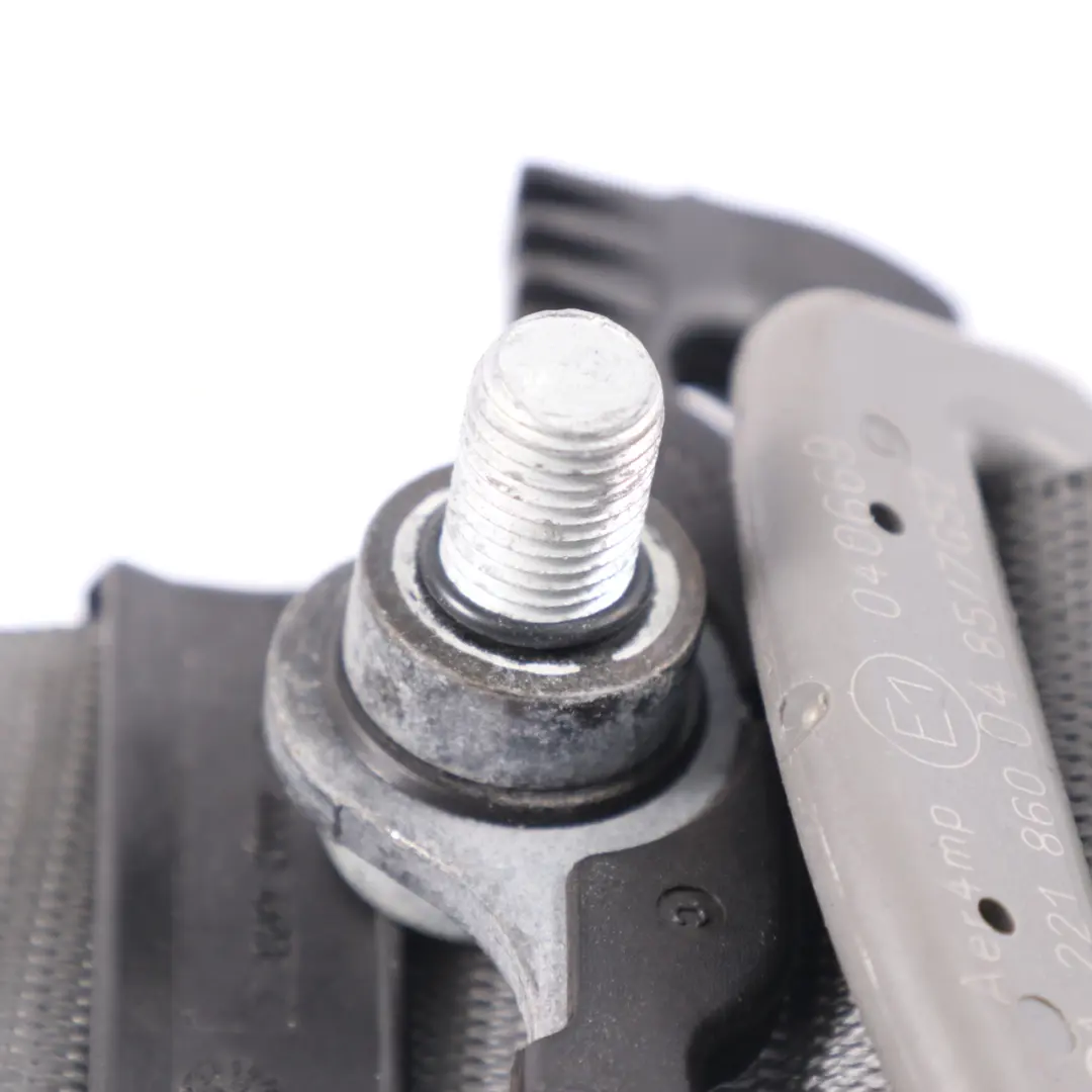 Cinturón de seguridad trasero derecho gris A2218602269 para Mercedes W221 con número de pieza A2218600485 Mercedes W221 Cinturón de seguridad trasero derecho gris A2218602269 - SKU A2218600485-1 - Número de pieza A2218600485