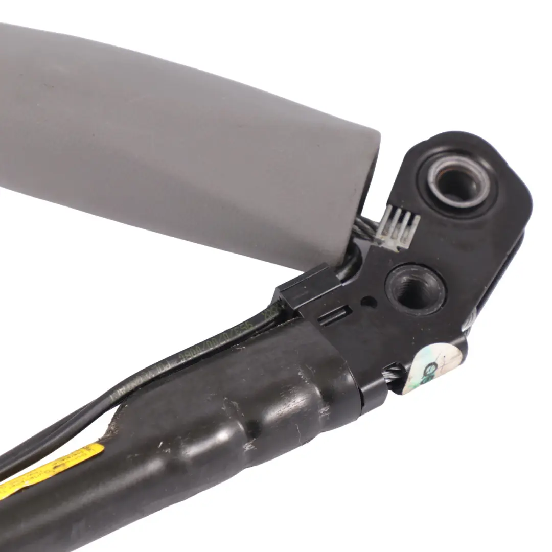 Mercedes W221 hebilla del cinturón de seguridad delantero izquierdo Pretensione - SKU A2218601369 - Número de pieza A2218601369