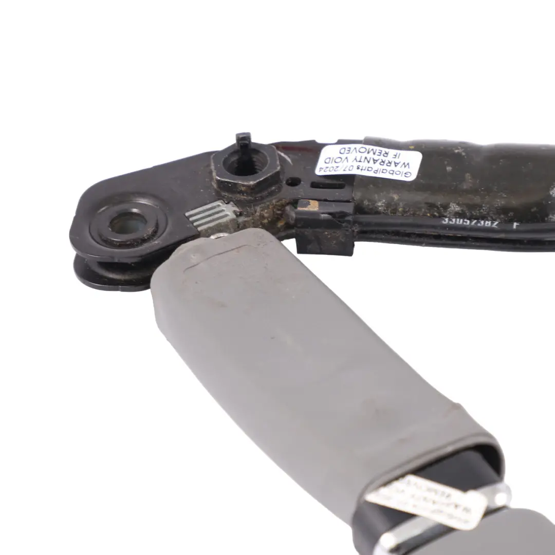 Belt Buckle Mercedes W221 Catch Front Right O/S Pretensioner to Seat with Part number A2218601469 Seat Belt Buckle Mercedes W221 Catch Front Right O/S Pretensioner - SKU A2218601469 - Part number A2218601469