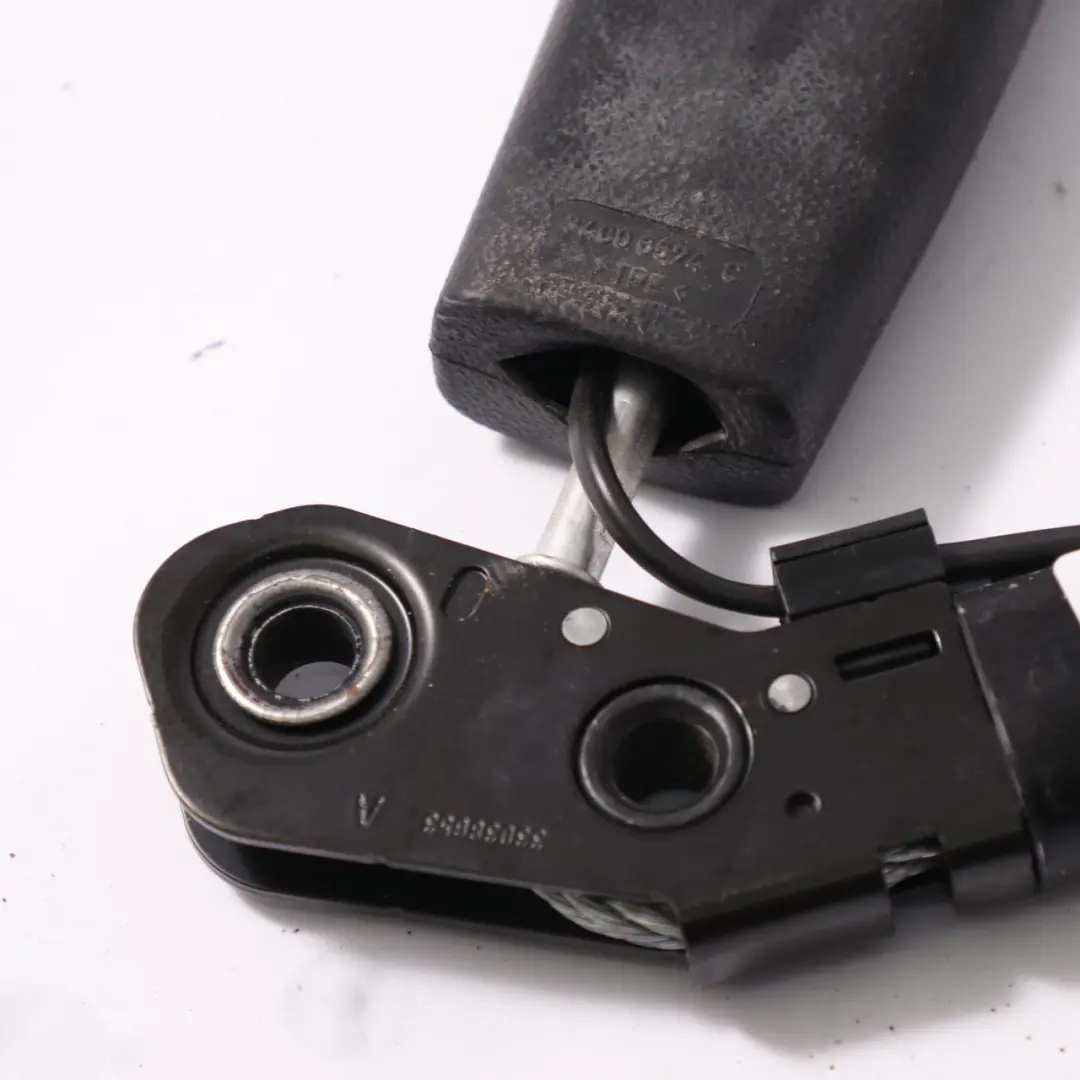 Fibbia cintura di sicurezza anteriore destra Nero per Mercedes W221 con numero di parte A2218601869 Mercedes W221 Fibbia cintura di sicurezza anteriore destra Nero - SKU A2218601869 - Numero di parte A2218601869