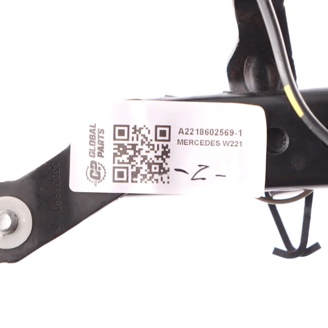 Mercedes W221Seat Buckle Black Tensioner Belt Rear Centre Right O/S - SKU A2218602569-1 - Part number A2218602569
