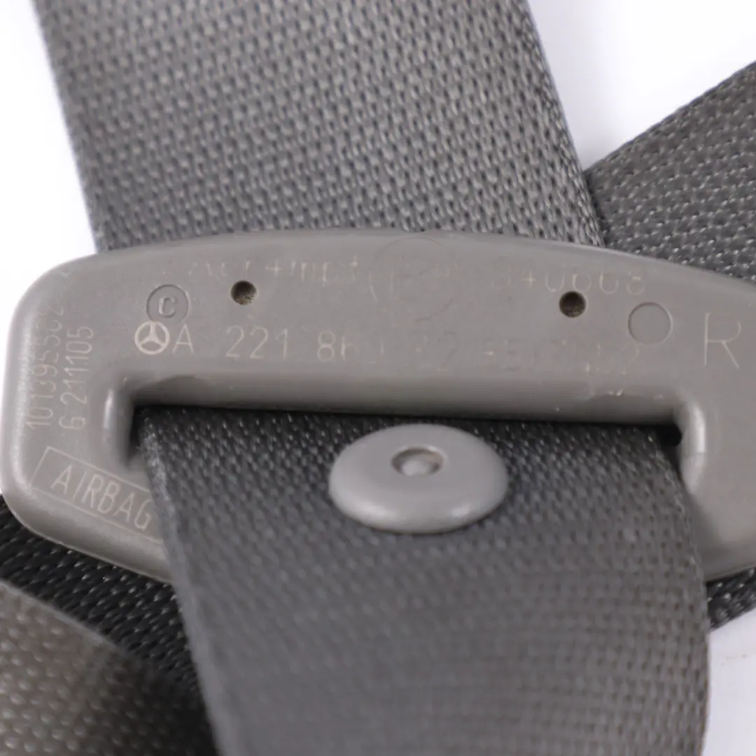 Ceinture de sécurité avant droite Gris pour Mercedes W221 à propos du numéro de pièce A2218603285 Mercedes W221 Ceinture de sécurité avant droite Gris - SKU A2218603285-1 - Numéro de pièce A2218603285