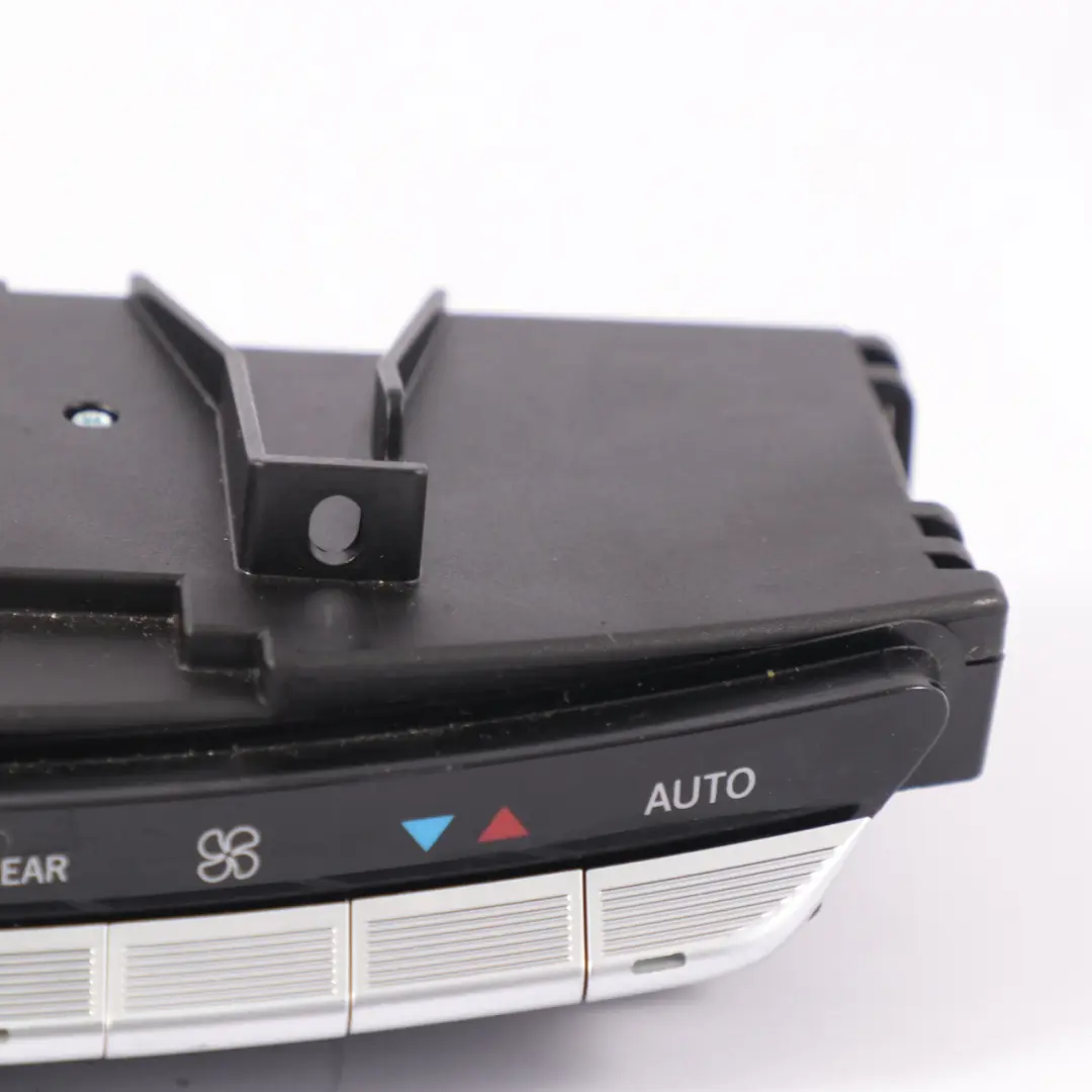 Mercedes W221 S500 Dashboard A/C Schalter Klimaanlage Panel - SKU A2218703610 - Teilenummer A2218703610