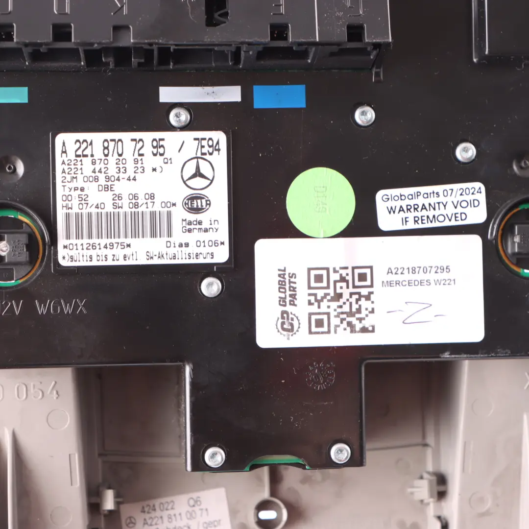 Interior Roof Light Switch Panel Alpaca Grey to Mercedes W221 S320 CDI with Part number A2218707295 Mercedes W221 S320 CDI Interior Roof Light Switch Panel Alpaca Grey - SKU A2218707295 - Part number A2218707295