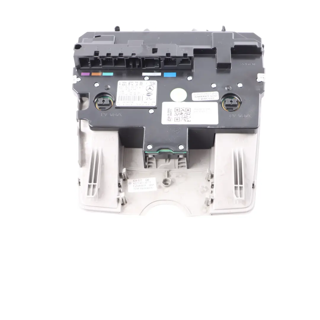 Interior Roof Light Switch Panel Alpaca Grey to Mercedes W221 S320 CDI with Part number A2218707295 Mercedes W221 S320 CDI Interior Roof Light Switch Panel Alpaca Grey - SKU A2218707295 - Part number A2218707295