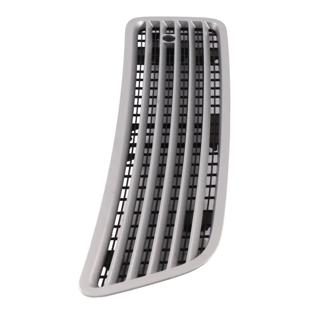 Griglia del cofano destro condotto ventilazione Iridium Silver 775 per Mercedes W221 con numero di parte A2218800205 Mercedes W221 Griglia del cofano destro condotto ventilazione Iridium Silver 775 - SKU A2218800205-IRS - Numero di parte A2218800205