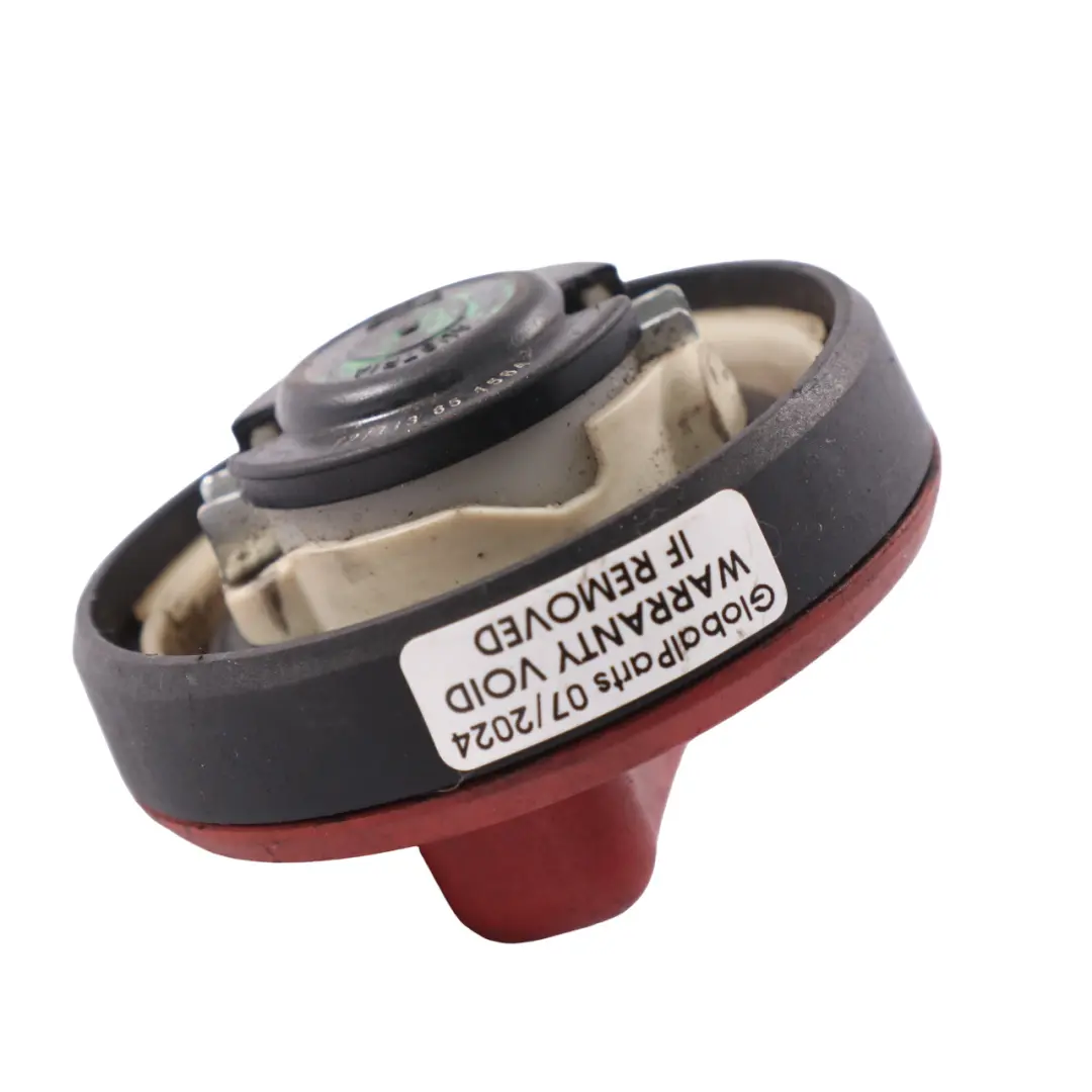  Tapa depósito combustible Mercedes C117 W176 W205 diesel Rojo - SKU A2224700105-1 - Número de pieza A2224700105