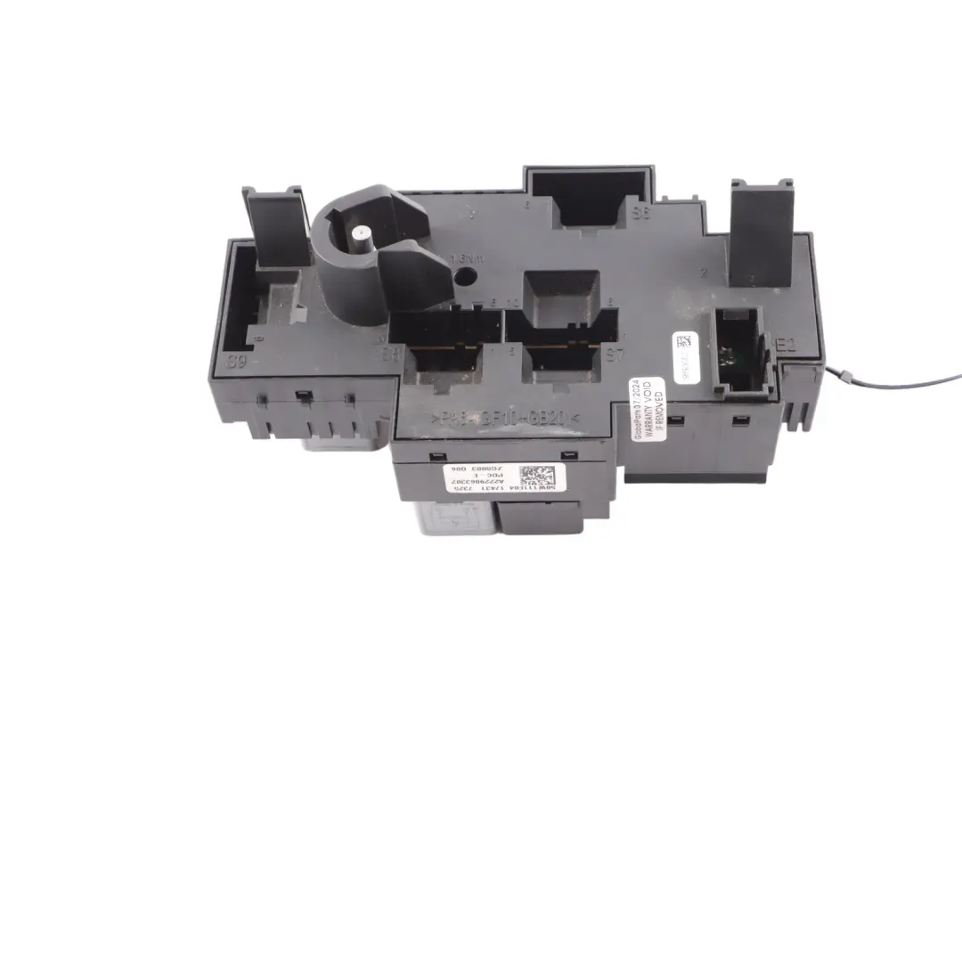 Fuse Box Mercedes W205 W222 Engine Compartment SAM Module Relay Unit to with Part number A2229063302 Fuse Box Mercedes W205 W222 Engine Compartment SAM Module Relay Unit - SKU A2229063302 - Part number A2229063302