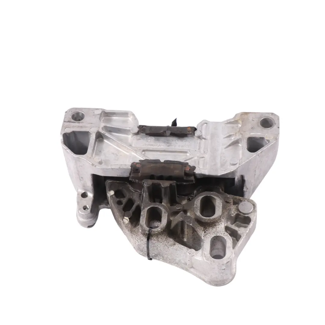 Mocowanie Łapa Silnika Skrzyni Hybryda do Mercedes EQA H243 o numerze A2432402500 Mercedes EQA H243 Mocowanie Łapa Silnika Skrzyni Hybryda - SKU A2432402500 - Numer Części A2432402500