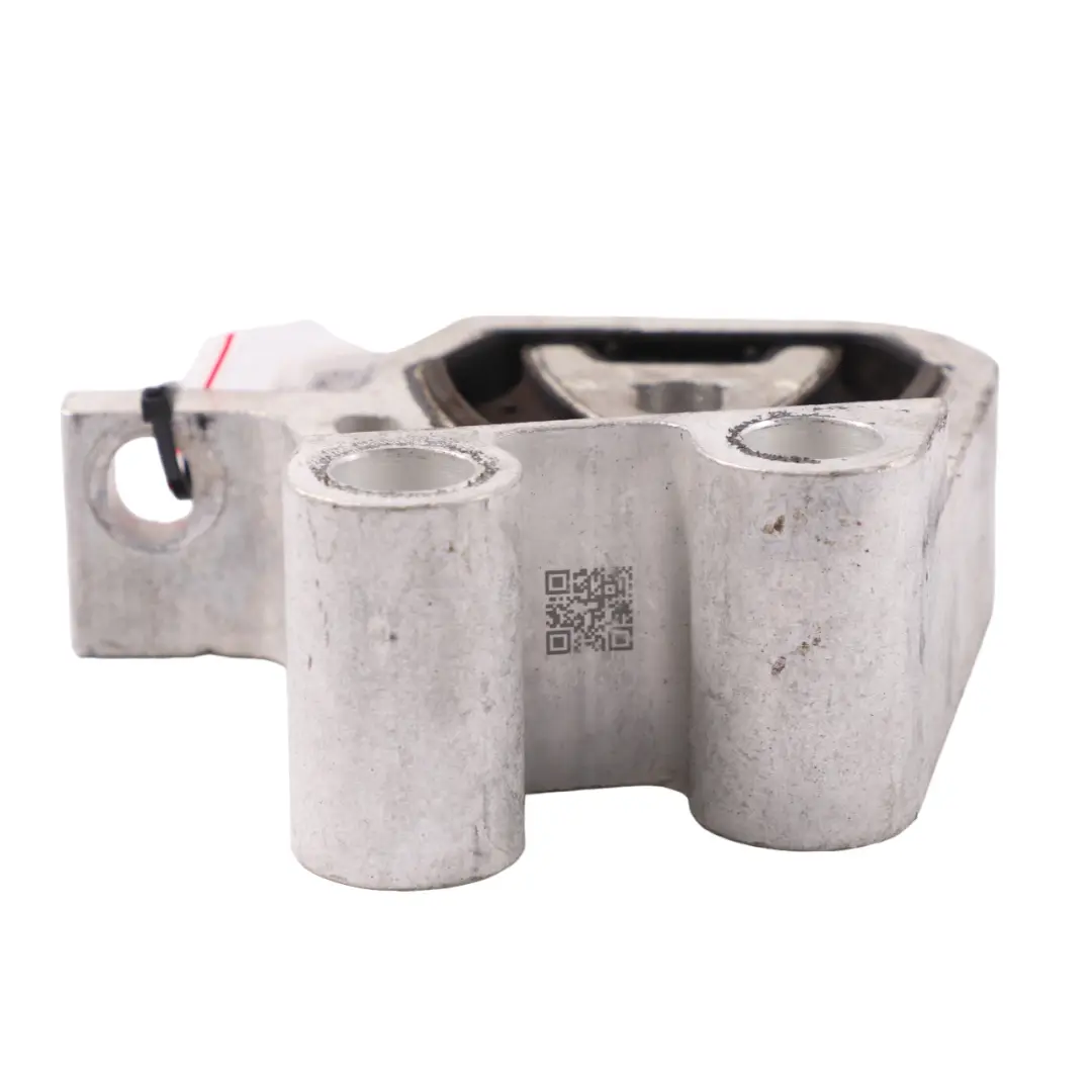 Mercedes EQA H243 Soporte motor superior derecho - SKU A2432402800 - Número de pieza A2432402800