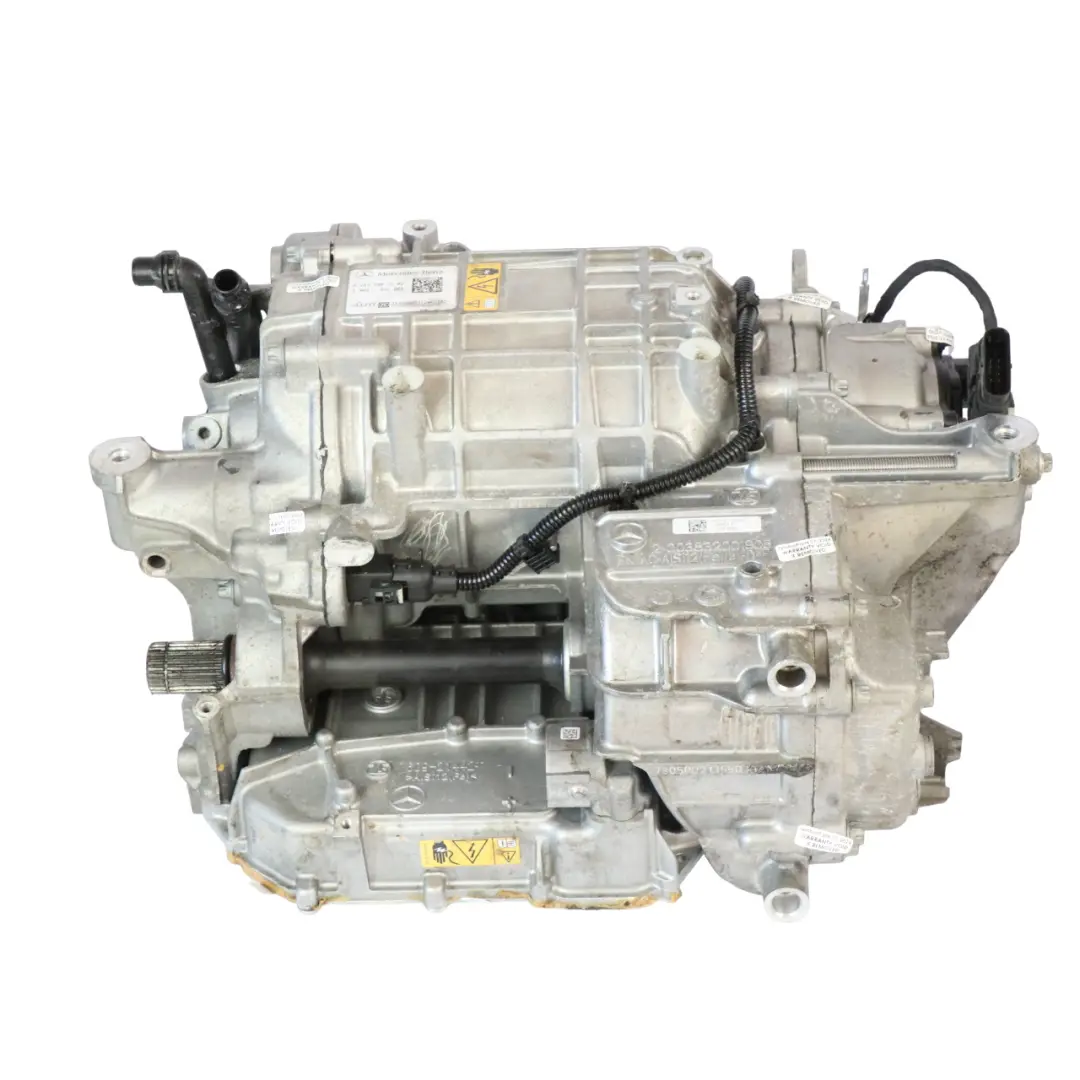 4MATIC Moteur électrique Arrière 35k, GARANTIE pour Mercedes EQA H243 350 à propos du numéro de pièce A2433403202 Mercedes EQA H243 350 4MATIC Moteur électrique Arrière 35k, GARANTIE - SKU A2433403202 - Numéro de pièce A2433403202