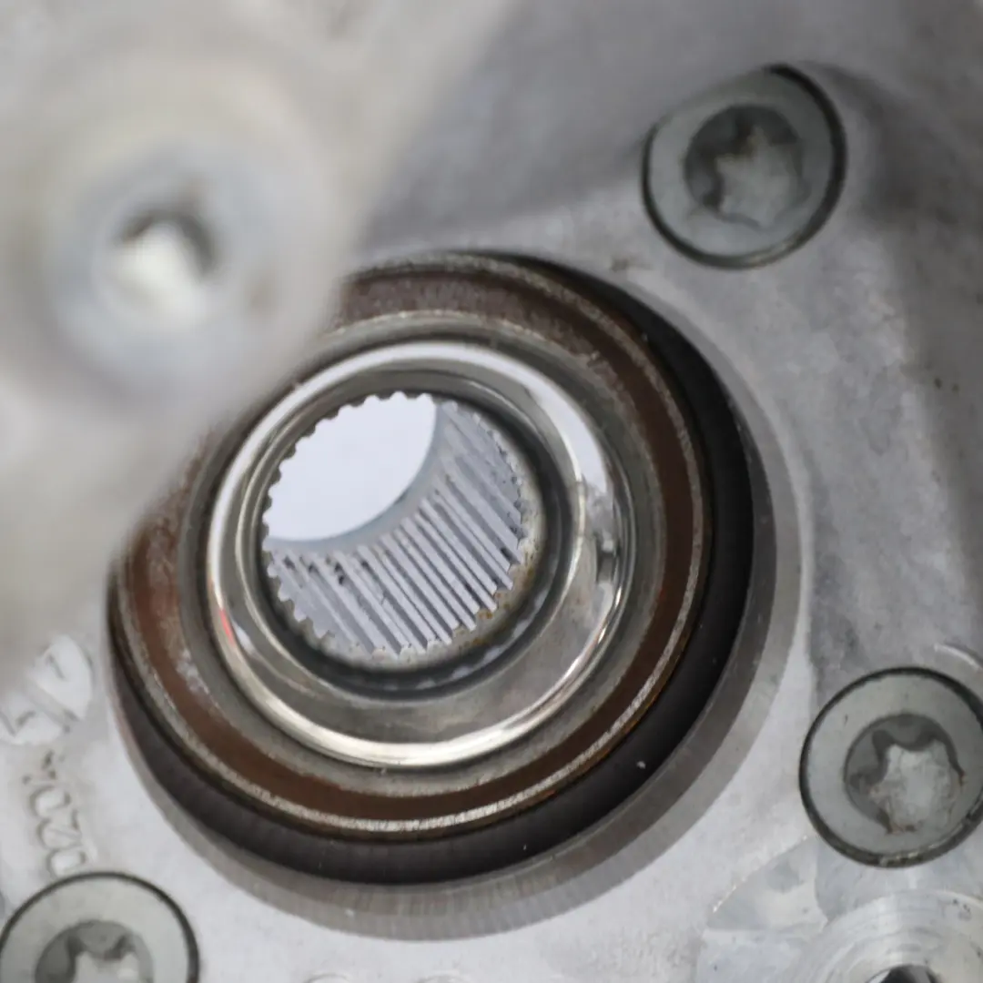 Radnabe Hinten Links Lager Aufhängung A2473320100 für Mercedes H243 mit Teilenummer A2433502301 Mercedes H243 Radnabe Hinten Links Lager Aufhängung A2473320100 - SKU A2433502301-1 - Teilenummer A2433502301