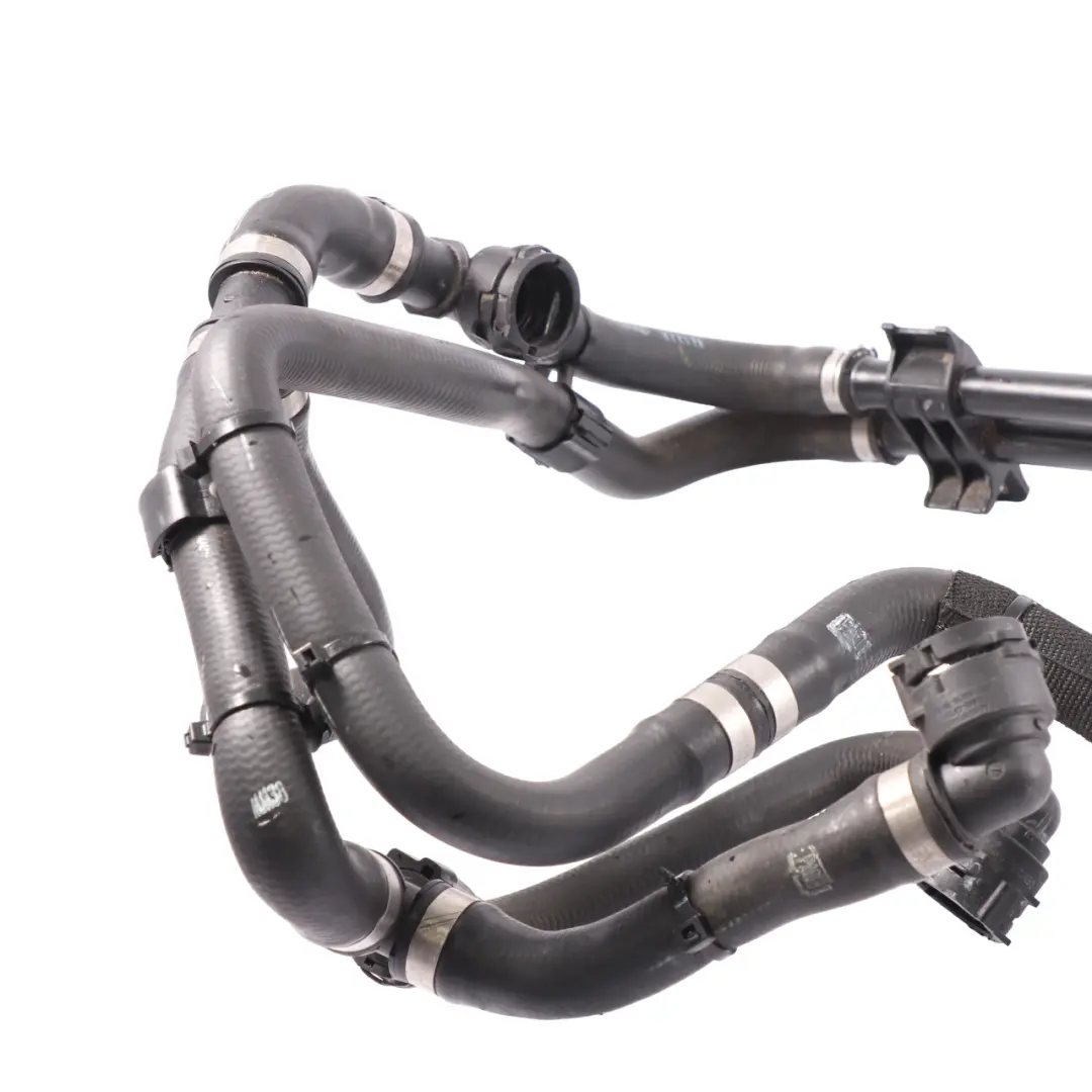 Mercedes EQA350 H243 Raffreddamento elettrico della pompa dell'acqua Linea - SKU A2435000200 - Numero di parte A2435000200