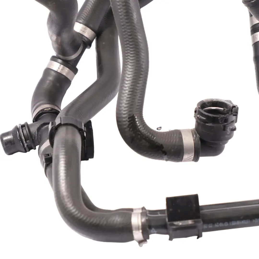 Mercedes EQA350 H243 Enfriador Eléctrico Bomba de Agua Manguera - SKU A2435000200 - Número de pieza A2435000200