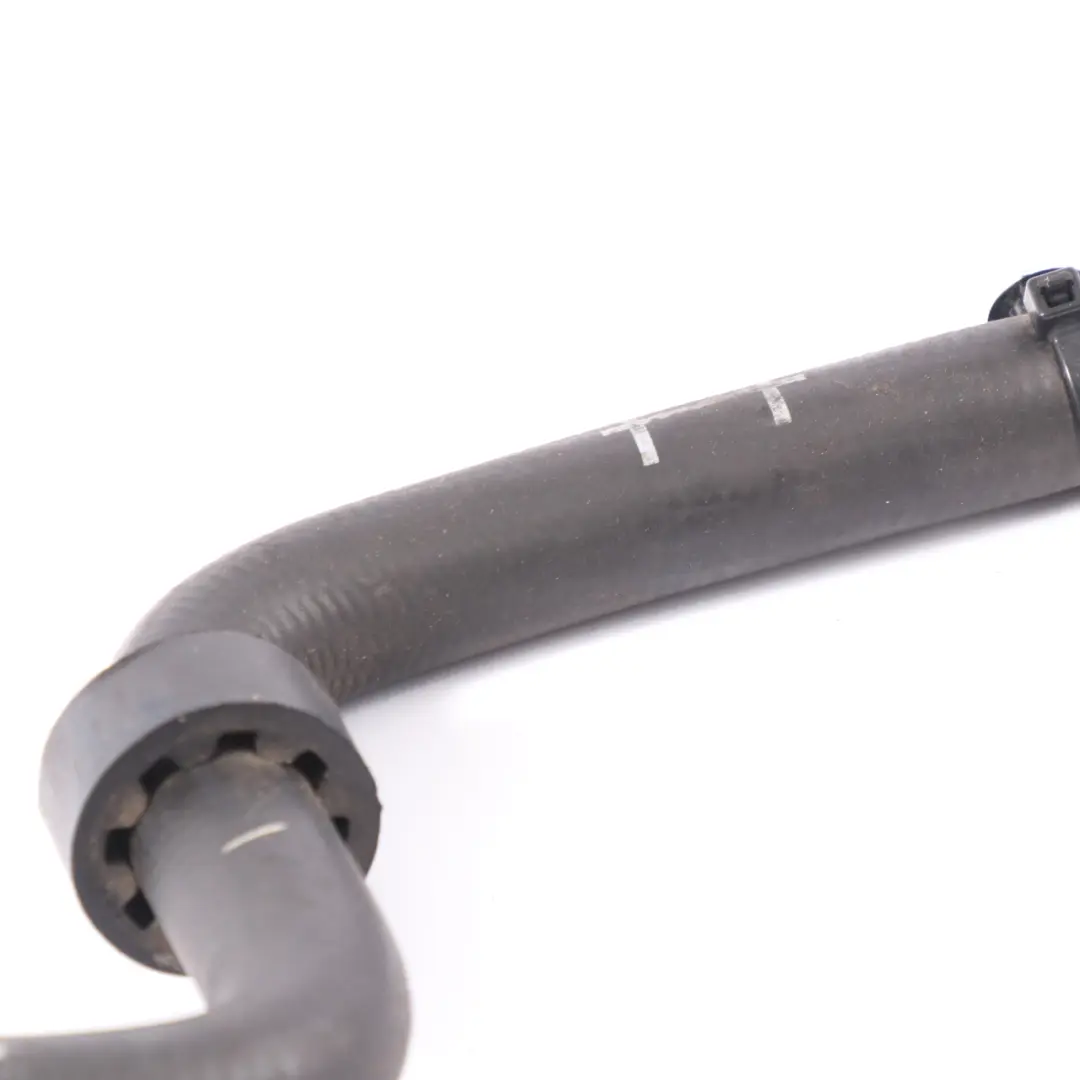 Tubo Flessibile Di Raffreddamento Mercedes H243 Sistema Elettrico per con numero di parte A2435000300 Tubo Flessibile Di Raffreddamento Mercedes H243 Sistema Elettrico - SKU A2435000300 - Numero di parte A2435000300