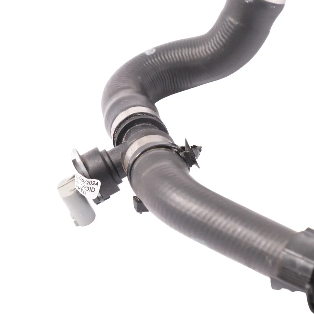 Kühlmittelschlauch Mercedes EQA H243 Spannungswandler Kühlung für mit Teilenummer A2435000400 Kühlmittelschlauch Mercedes EQA H243 Spannungswandler Kühlung - SKU A2435000400 - Teilenummer A2435000400