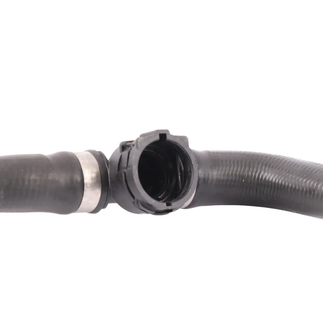 Kühlmittelschlauch Mercedes EQA H243 Spannungswandler Kühlung für mit Teilenummer A2435000400 Kühlmittelschlauch Mercedes EQA H243 Spannungswandler Kühlung - SKU A2435000400 - Teilenummer A2435000400