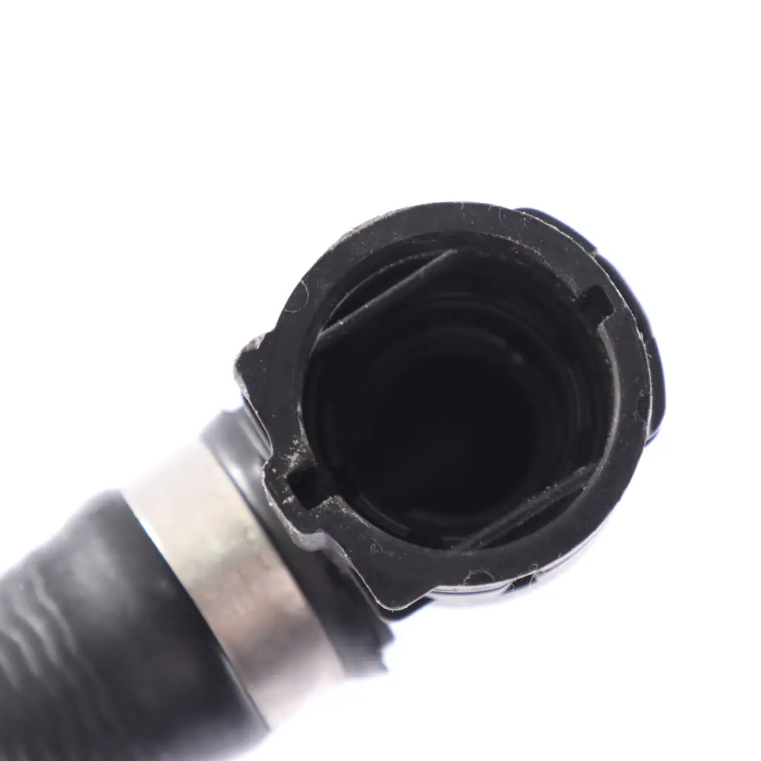 EQA350 H243 Tuyau de refroidissement Ligne de chauffe-eau Mercedes - SKU A2435000800 - Numéro de pièce A2435000800