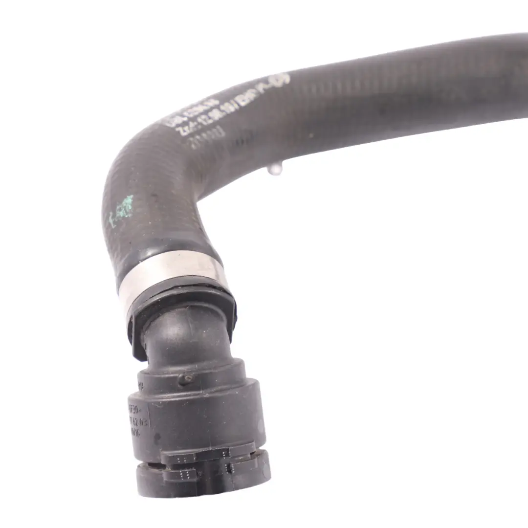 EQA350 H243 Tuyau de la pompe à eau de refroidissement Mercedes - SKU A2435001100 - Numéro de pièce A2435001100