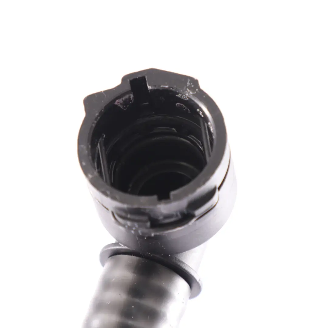 EQA350 H243 Elettrica Caricabatteria Tubo Refrigerante per Mercedes con numero di parte A2435001400 Mercedes EQA350 H243 Elettrica Caricabatteria Tubo Refrigerante - SKU A2435001400 - Numero di parte A2435001400