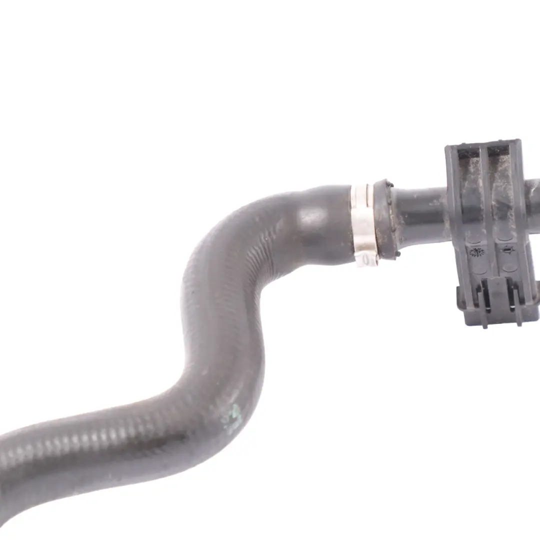 Mercedes EQA350 H243 Tuyau refroidissement Réservoir d'expansion Ligne radiateur - SKU A2435002100 - Numéro de pièce A2435002100