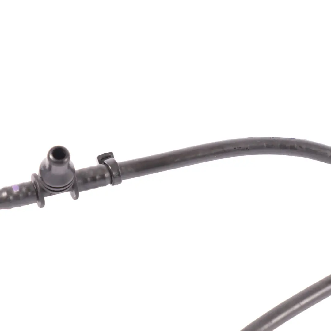 Mercedes H243 Hybrid Enfriador Tanque De Expansión Purga Tubería - SKU A2435002300 - Número de pieza A2435002300