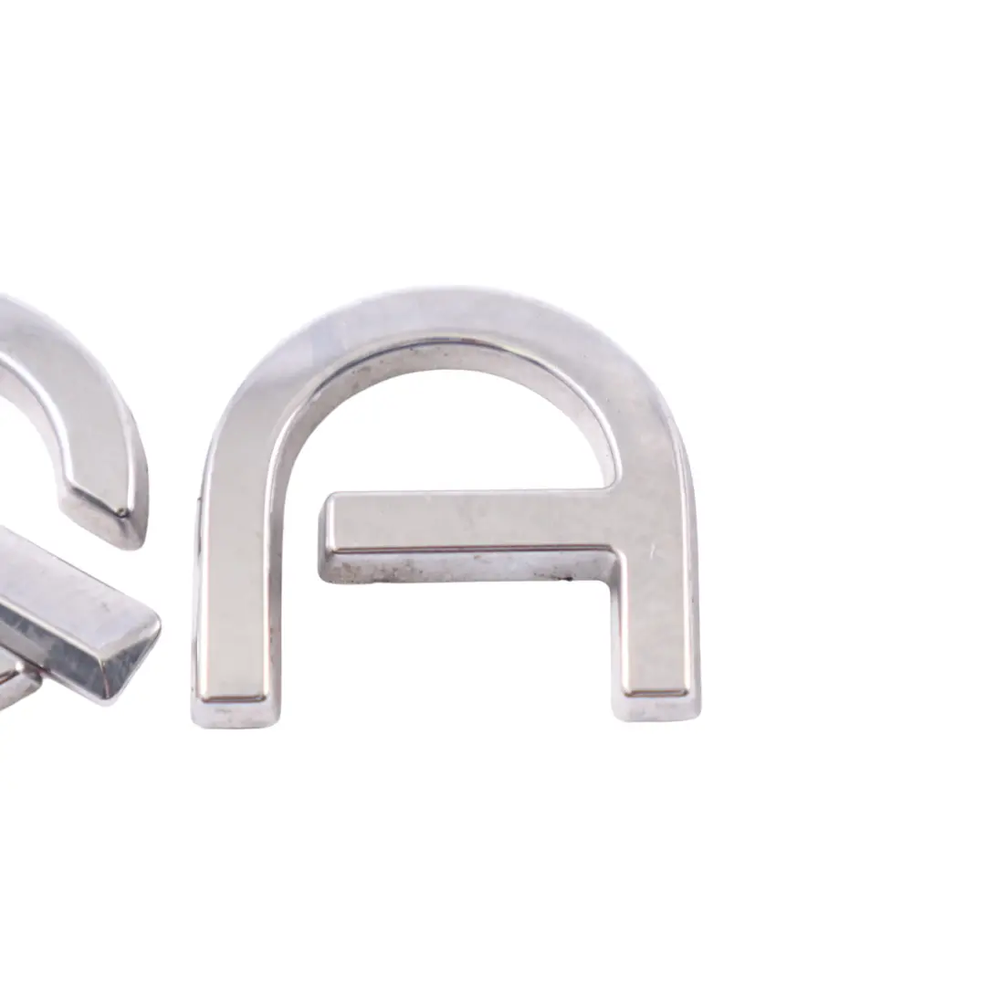 EQA350 H243 Insignia Modelo Tapa del maletero Logo para Mercedes con número de pieza A2438170700 Mercedes EQA350 H243 Insignia Modelo Tapa del maletero Logo - SKU A2438170700 - Número de pieza A2438170700