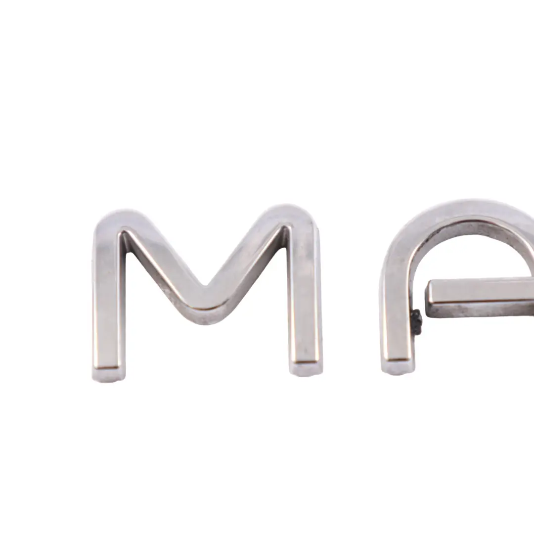  Emblème de hayon Mercedes H243 Lettrage du couvercle du coffre 4Matic - SKU A2438170800 - Numéro de pièce A2438170800