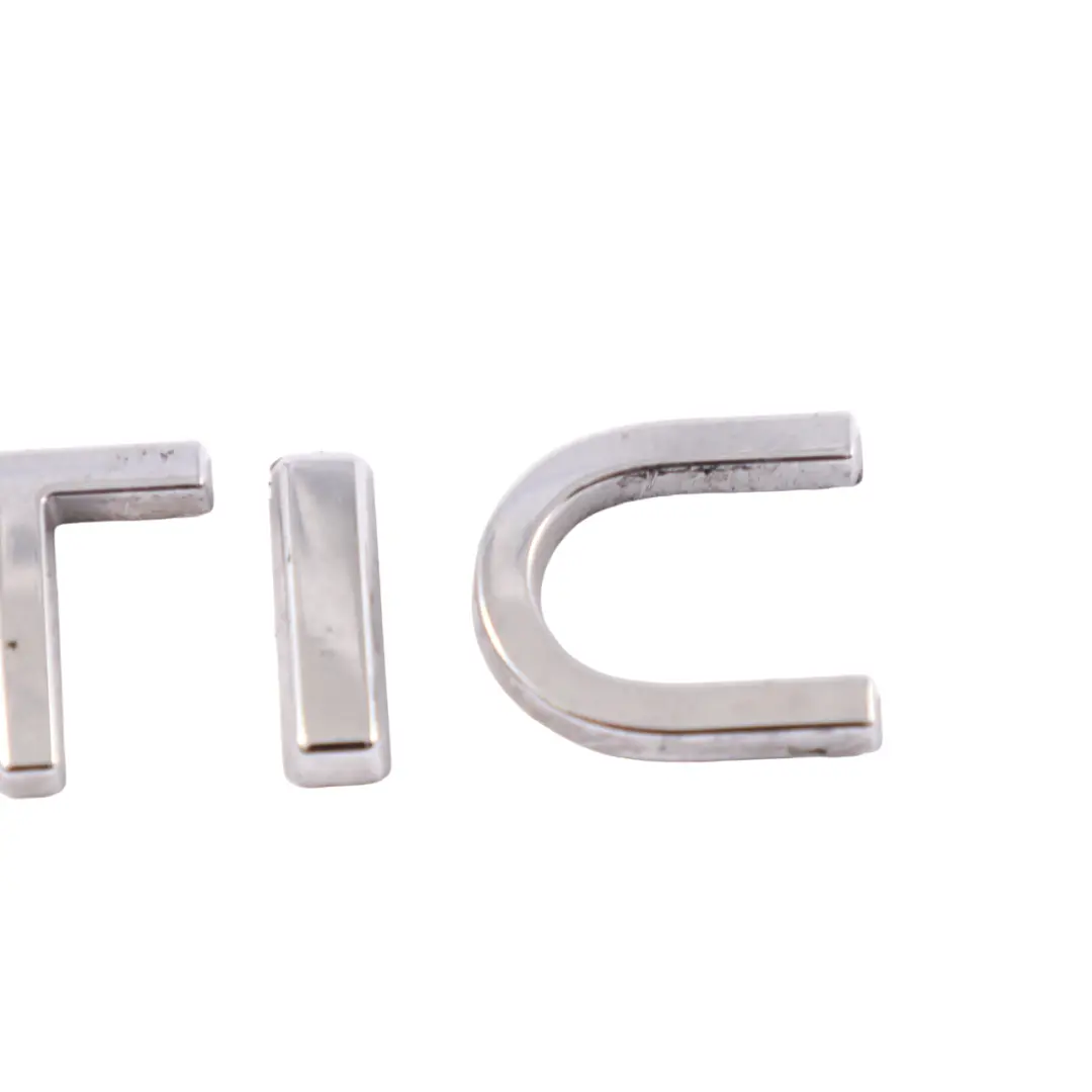  Puerta trasera Emblema Mercedes H243 Tapa del maletero Logotipo Insignia 4Matic - SKU A2438170800 - Número de pieza A2438170800