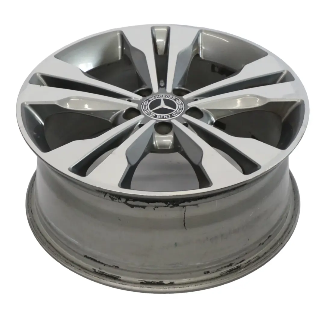Cerchio in lega 18" 7,5J ET:52 a 5 doppie razze per Mercedes C117 con numero di parte A2464010400 Mercedes C117 Cerchio in lega 18" 7,5J ET:52 a 5 doppie razze - SKU A2464010400-2 - Numero di parte A2464010400