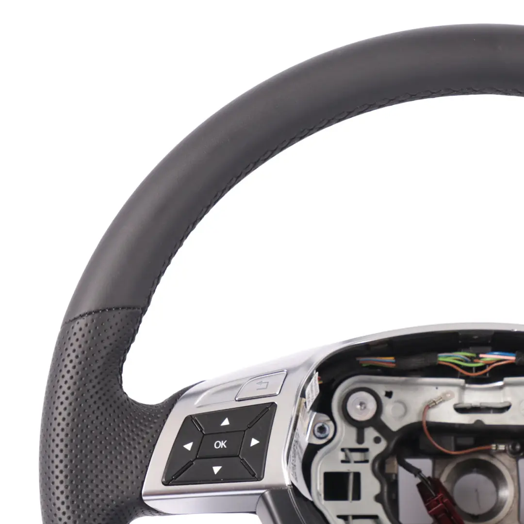 NEU Schwarzes Leder lenkrad Multifunktion für Mercedes W204 mit Teilenummer A2464601503 Mercedes W204 NEU Schwarzes Leder lenkrad Multifunktion - SKU A2464601503-2 - Teilenummer A2464601503