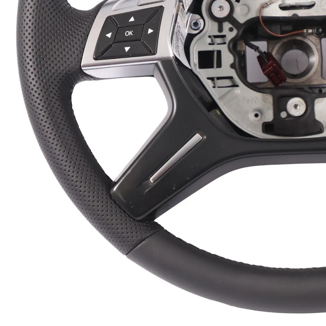 NUEVO volante de cuero negro multifunción para Mercedes W204 con número de pieza A2464601503 Mercedes W204 NUEVO volante de cuero negro multifunción - SKU A2464601503-2 - Número de pieza A2464601503