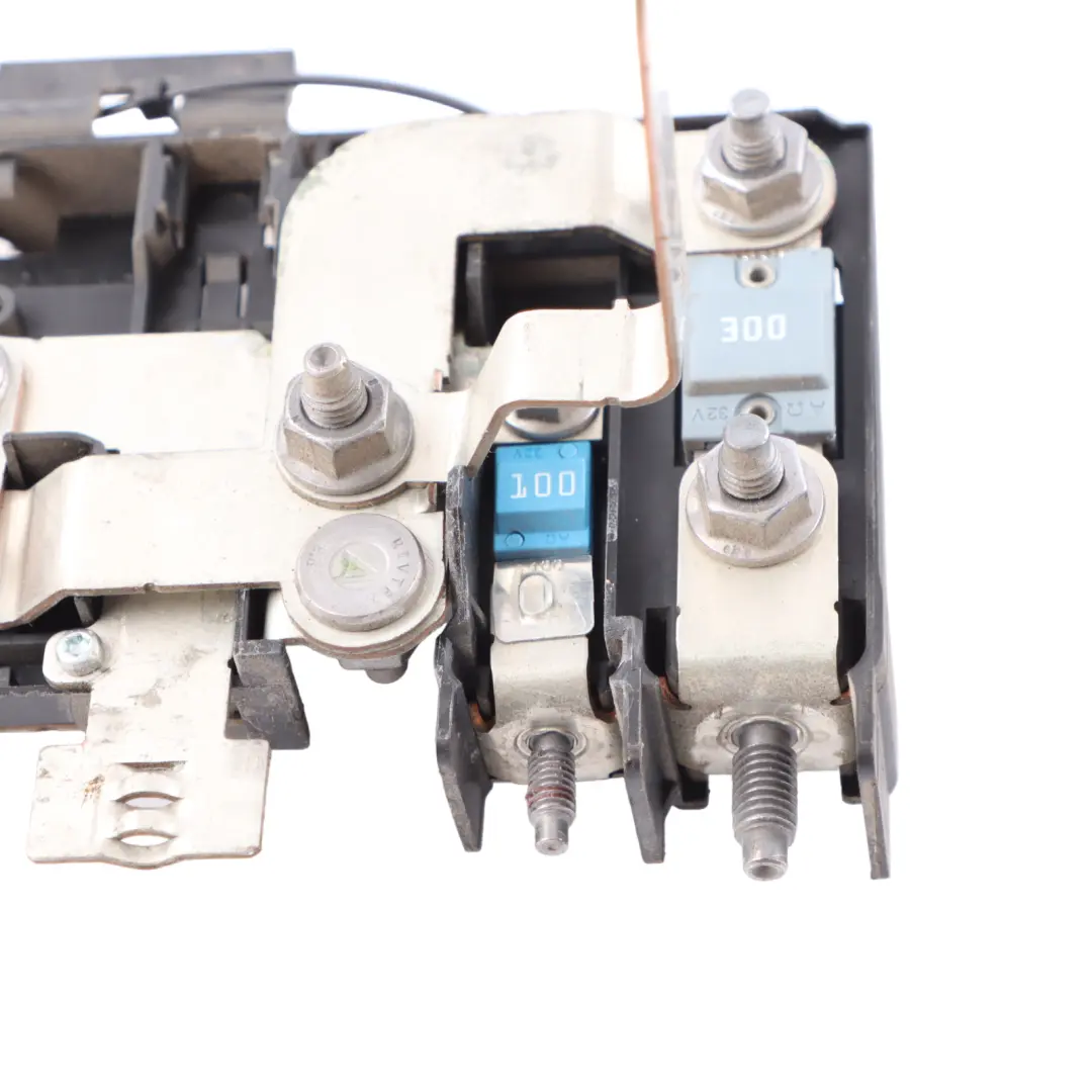 Mercedes W176 Scatola dei fusibili Unità controllo SAM Modulo relè - SKU A2465402050 - Numero di parte A2465402050