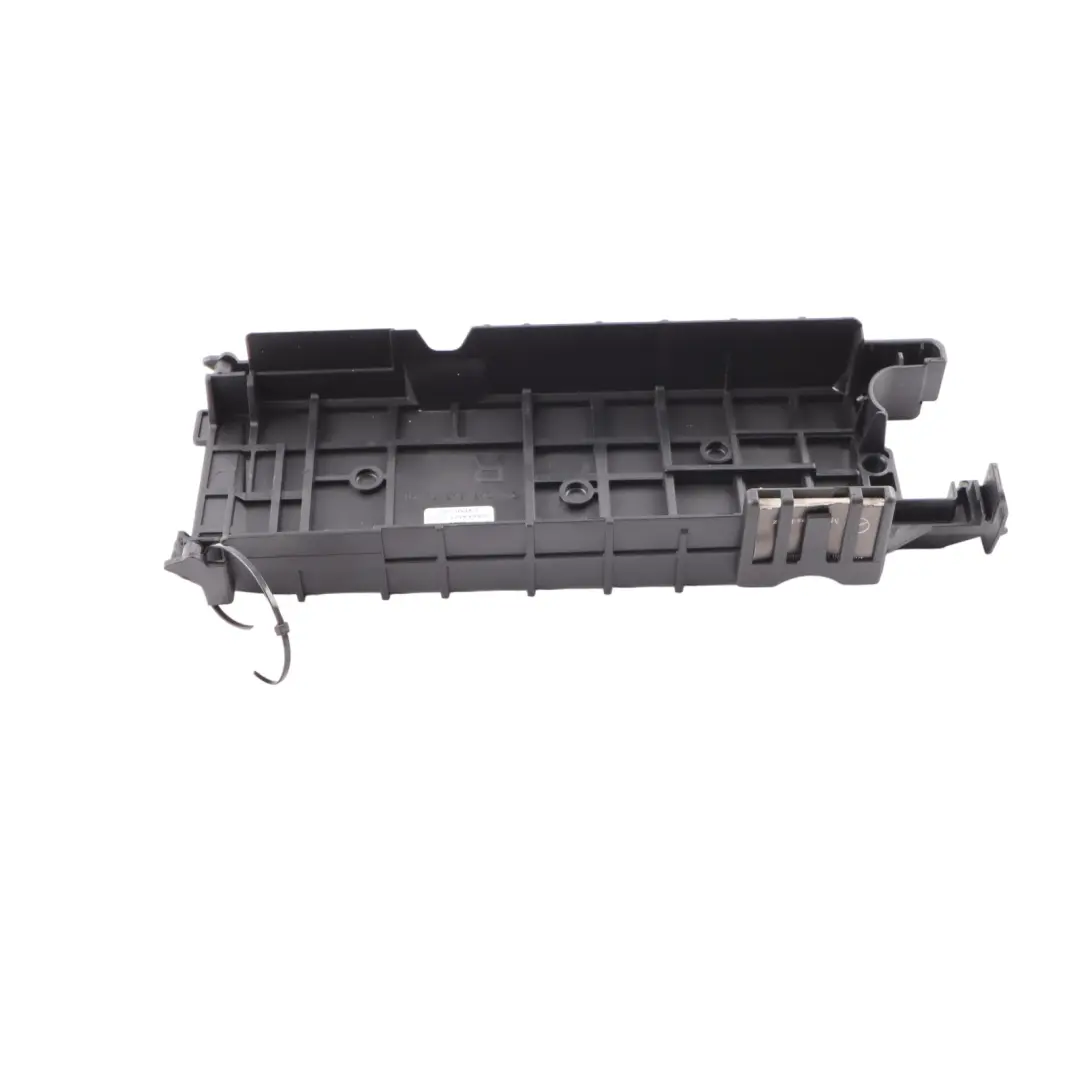 Mercedes W176 Pokrywa Osłona Skrzynki Bezpieczników - SKU A2465451440 - Numer Części A2465451440