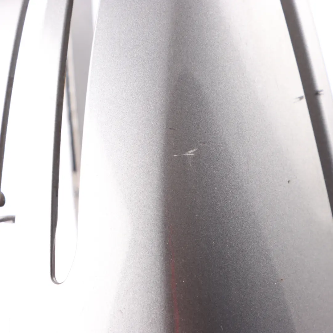 Außenspiegel Abdeckung Rechts Kappe Gehäuse Berg Grau Metallic 787 für Mercedes W176 mit Teilenummer A2468110200 Mercedes W176 Außenspiegel Abdeckung Rechts Kappe Gehäuse Berg Grau Metallic 787 - SKU A2468110200-MG - Teilenummer A2468110200