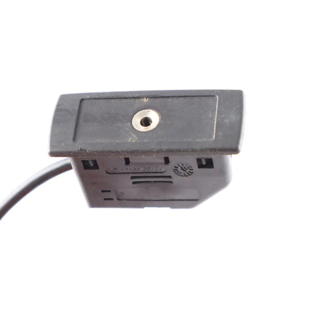 Mercedes C117 W246 W176 AUX Jack Port Kabelbaum Kabelbaum - SKU A2468201915 - Teilenummer A2468201915