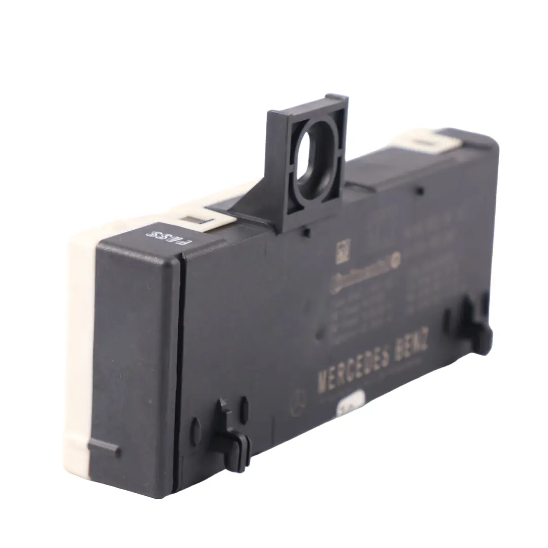 Module contrôle hayon arrière pour Mercedes GLA X156 à propos du numéro de pièce A2469003615 Mercedes GLA X156 Module contrôle hayon arrière - SKU A2469003615 - Numéro de pièce A2469003615