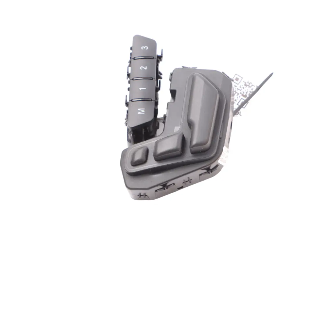 Panel Sterowania Fotela Lewy Przód do Mercedes W176 W246 o numerze A2469050251 Mercedes W176 W246 Panel Sterowania Fotela Lewy Przód - SKU A2469050251 - Numer Części A2469050251