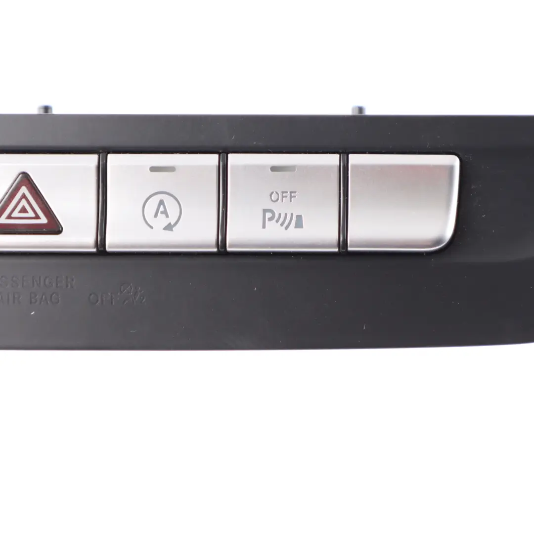 W117 Panneau Commutateurs Feux Détresse Unité Commande pour Mercedes à propos du numéro de pièce A2469058202 Mercedes W117 Panneau Commutateurs Feux Détresse Unité Commande - SKU A2469058202 - Numéro de pièce A2469058202