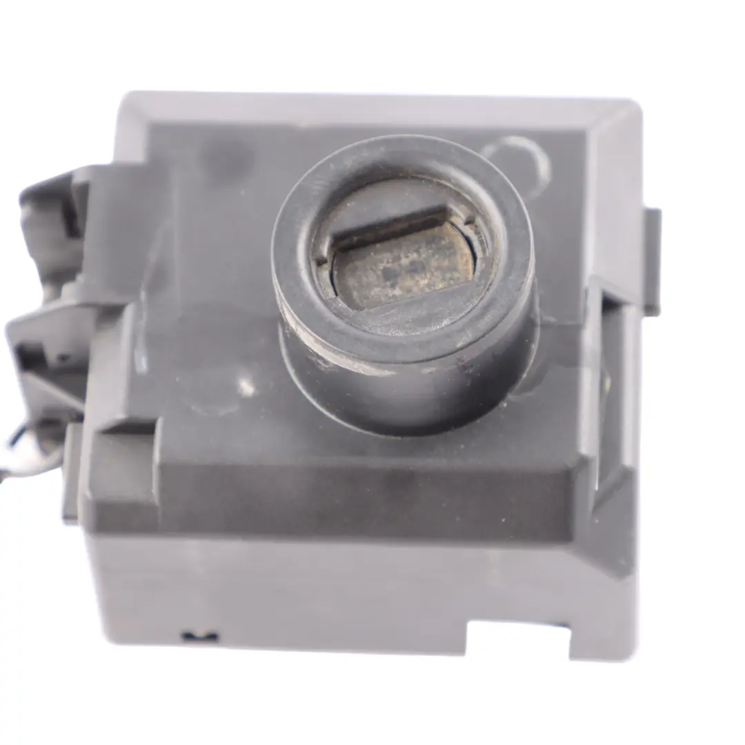 Ignition Switch Mercedes C117 W176 W246 Lock Barrel Control Module A2469059700 to with Part number A2469059800 Ignition Switch Mercedes C117 W176 W246 Lock Barrel Control Module A2469059700 - SKU A2469059800 - Part number A2469059800