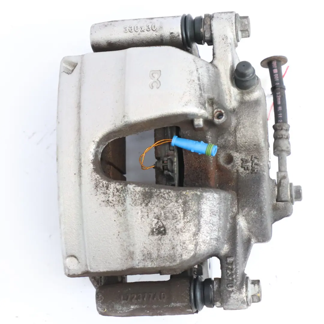 Pinza freno anteriore destra Staffa porta pinza per Mercedes H243 con numero di parte A2474214400 Mercedes H243 Pinza freno anteriore destra Staffa porta pinza - SKU A2474214400 - Numero di parte A2474214400