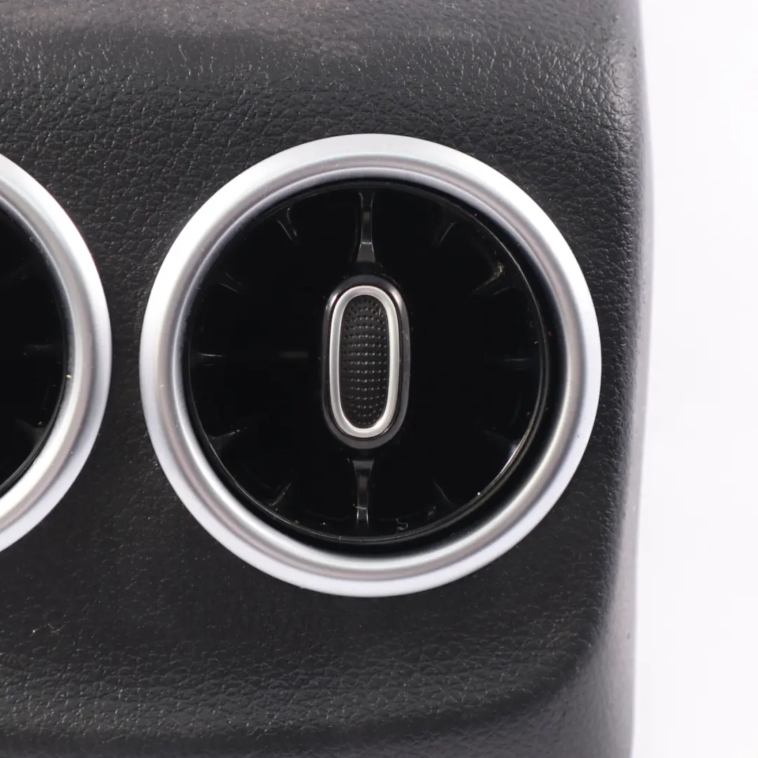 Mercedes H243 Centrale de la console Panneau ventilation arrière A1776803701 - SKU A2476803001 - Numéro de pièce A2476803001