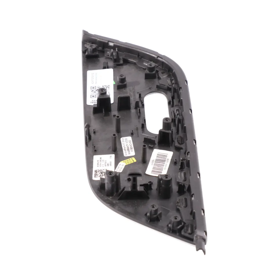 Panneau garniture porte avant gauche Aluminium pour Mercedes EQA H243 à propos du numéro de pièce A2477202102 Mercedes EQA H243 Panneau garniture porte avant gauche Aluminium - SKU A2477202102 - Numéro de pièce A2477202102