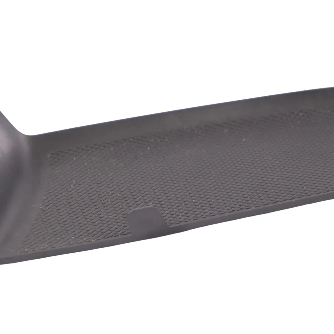 Mercedes EQA H243 Inserción bolsillo tarjeta puerta frontal derecho - SKU A2477270200 - Número de pieza A2477270200